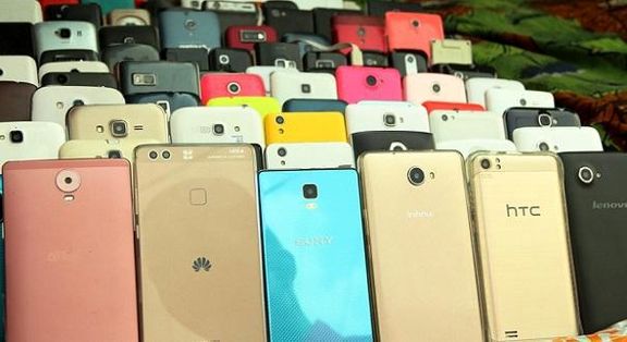 پیش بینی آینده بازار موبایل؛ آیا گرانی در راه است؟ پیش بینی آینده بازار موبایل؛ آیا گرانی در راه است؟