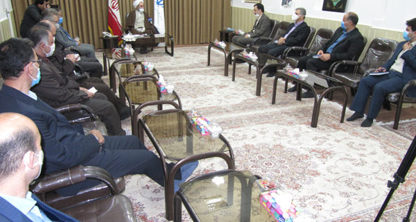 آیت الله فلاحتی در دیدار مدیرعامل و معاونین شرکت توزیع نیروی برق استان گیلان