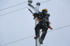 پایداری تمامی شبکه های برق استان گیلان علیرغم بارش برف و وزش باد شدید