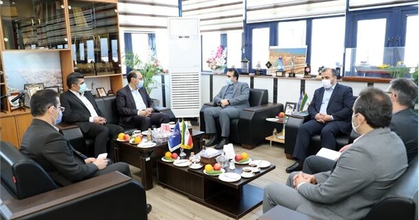 دیدار مدیر شعب بانک صادرات استان گیلان با مدیر کل بنادر و دریانوردی استان دیدار مدیر شعب بانک صادرات استان گیلان با مدیر کل بنادر و دریانوردی استان