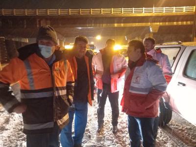 بازدید میدانی فرماندار رشت از روند برفروبی در شهرستان
