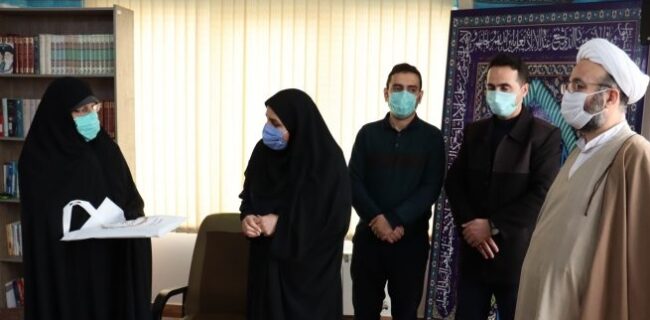 مراسم تجلیل از همسر شهید محمد همرنگ نژاد برگزار شد