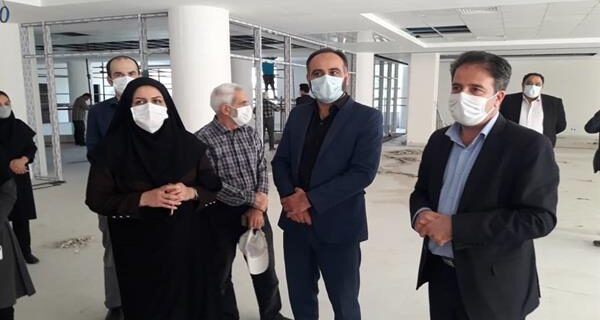 بازدید مدیرکل کتابخانه های عمومی گیلان ومعاون هماهنگی برنامه و بودجه سازمان مدیریت برنامه ریزی از کتابخانه مرکزی رشت