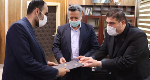 دیدار مدیرکل بنیاد مسکن انقلاب اسلامی استان گیلان با فرماندار شهرستان املش دیدار مدیرکل بنیاد مسکن انقلاب اسلامی استان گیلان با فرماندار شهرستان املش