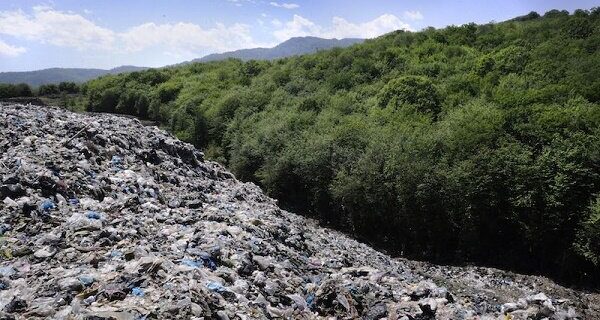 پیشرفت ۳۲ درصدی پروژه دفن بهداشتی زباله لاهیجان