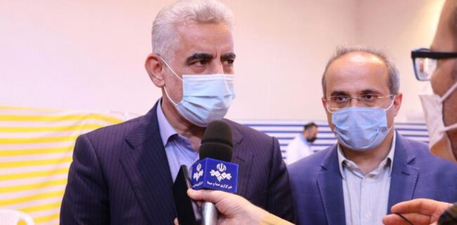 بازدید استاندار گیلان از مرکز واکسیناسیون شهید چمران و اورژانس اجتماعی بیمارستان حشمت رشت