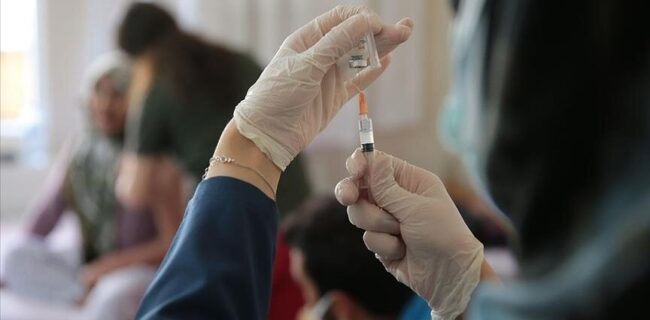 واکسیناسیون صد درصدی دانش آموزان متوسطه اول و دوم درگیلان