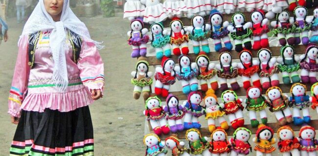 تولیدکنندگان محصولات فرهنگی بومی گیلان از جشنواره فیروزه بازنمانند