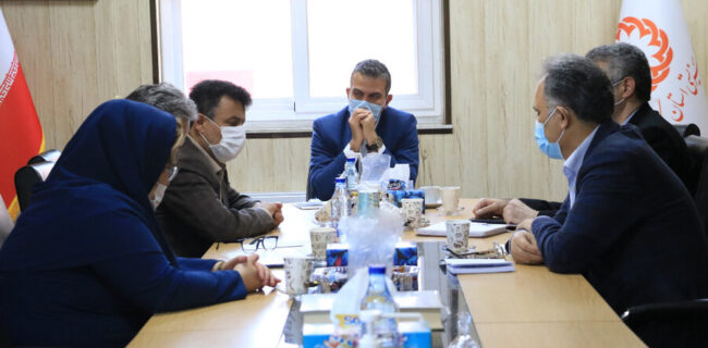 نشست هم اندیشی سرپرست بهزیستی گیلان با اعضای انجمن معلولین بینایی استان