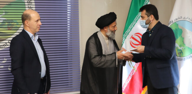 سرپرست جدید اداره حقوقی اداره کل منابع طبیعی وآبخیزداری استان گیلان معرفی شد سرپرست جدید اداره حقوقی اداره کل منابع طبیعی وآبخیزداری استان گیلان معرفی شد