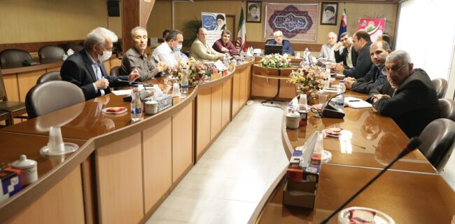 برگزاری دوره های آموزشی در حوزه بهداشت برای کارکنان برگزاری دوره های آموزشی در حوزه بهداشت برای کارکنان
