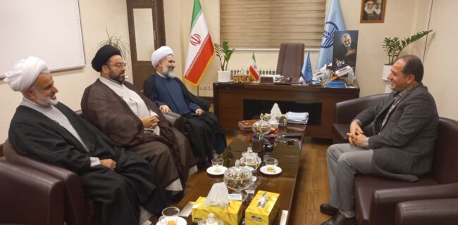 تقویت نظام آموزش پیش از ازدواج زوجین یکی از راههای افزایش جمعیت است تقویت نظام آموزش پیش از ازدواج زوجین یکی از راههای افزایش جمعیت است
