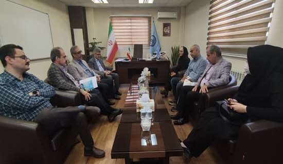 نشست مشترک اعضای هیئت علمی گروه پوست با رییس دانشگاه علوم پزشکی گیلان نشست مشترک اعضای هیئت علمی گروه پوست با رییس دانشگاه علوم پزشکی گیلان