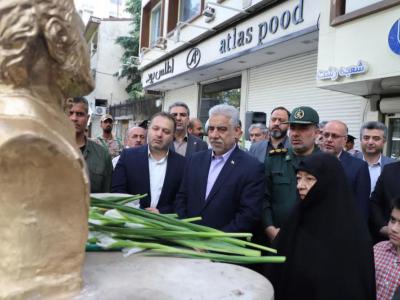 مراسم گلباران محل شهادت شهیدان انصاری و نورانی مراسم گلباران محل شهادت شهیدان انصاری و نورانی