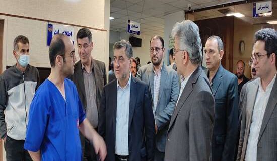 ادای احترام معاون وزیر بهداشت به مقام شامخ شهید مدافع سلامت تا بازدید از پاویون و بخشهای اورژانس ادای احترام معاون وزیر بهداشت به مقام شامخ شهید مدافع سلامت تا بازدید از پاویون و بخشهای اورژانس