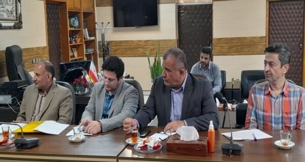 بررسی پروژههای نهضت ملی مسکن و طرح جوانی جمعیت در نشست مشترک سرپرست راه و شهرسازی گیلان با فرماندار رودسر بررسی پروژههای نهضت ملی مسکن و طرح جوانی جمعیت در نشست مشترک سرپرست راه و شهرسازی گیلان با فرماندار رودسر