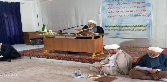 هرچه وحدت پایدار شود به همان اندازه از تفرقه افکنی و تهدید دشمنان در امان خواهیم بود