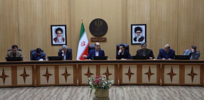 تابش سالانه گیلان به مراتب بیشتر از كشور آلمان است و این استان مستعد سرمایه گذاری در مبحث انرژی های تجدیدپذیر می باشد تابش سالانه گیلان به مراتب بیشتر از کشور آلمان است و این استان مستعد سرمایه گذاری در مبحث انرژی های تجدیدپذیر می باشد