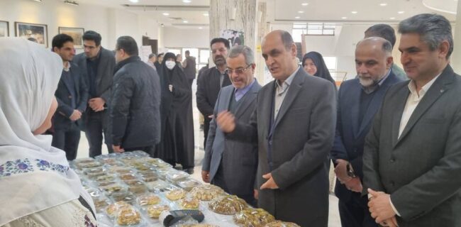 بازدید استاندار گیلان از نمایشگاه توانمندیها و دستاوردهای زنان سرپرست خانوار و توانخواهان تحت پوشش بهزیستی گیلان