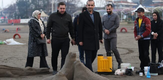 جشنواره مجسمههای شنی در ساحل منطقه آزاد انزلی برگزار شد جشنواره مجسمههای شنی در ساحل منطقه آزاد انزلی برگزار شد