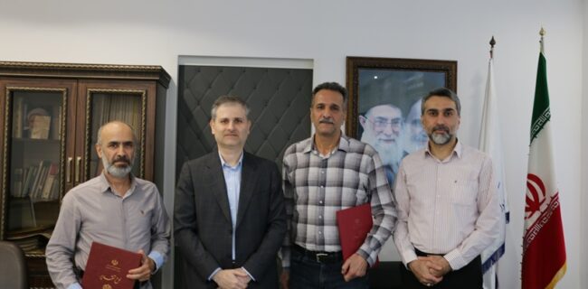 از رزمندگان دفاع مقدس در اداره کل نوسازی مدارس گیلان به مناسبت هفته دفاع مقدس تجلیل شد