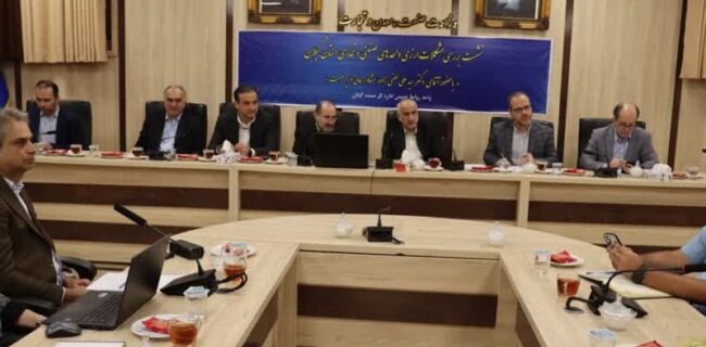 رشد ۲۳ درصدی صادرات در دستور کار در برنامه هفتم توسعه است