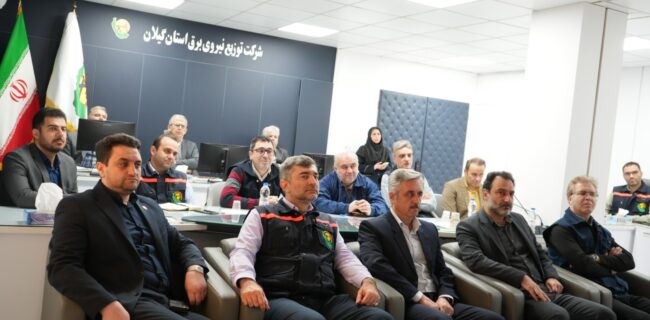بازدید ناظر عالیه شركت توانیر از روند اجرای برنامه های مدیریت مصرف بازدید ناظر عالیه شرکت توانیر از روند اجرای برنامه های مدیریت مصرف