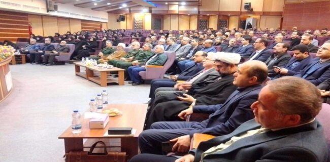 مراسم بزرگداشت سردار شهید حاج قاسم سلیمانی در مخابرات منطقه گیلان برگزار شد مراسم بزرگداشت سردار شهید حاج قاسم سلیمانی در مخابرات منطقه گیلان برگزار شد